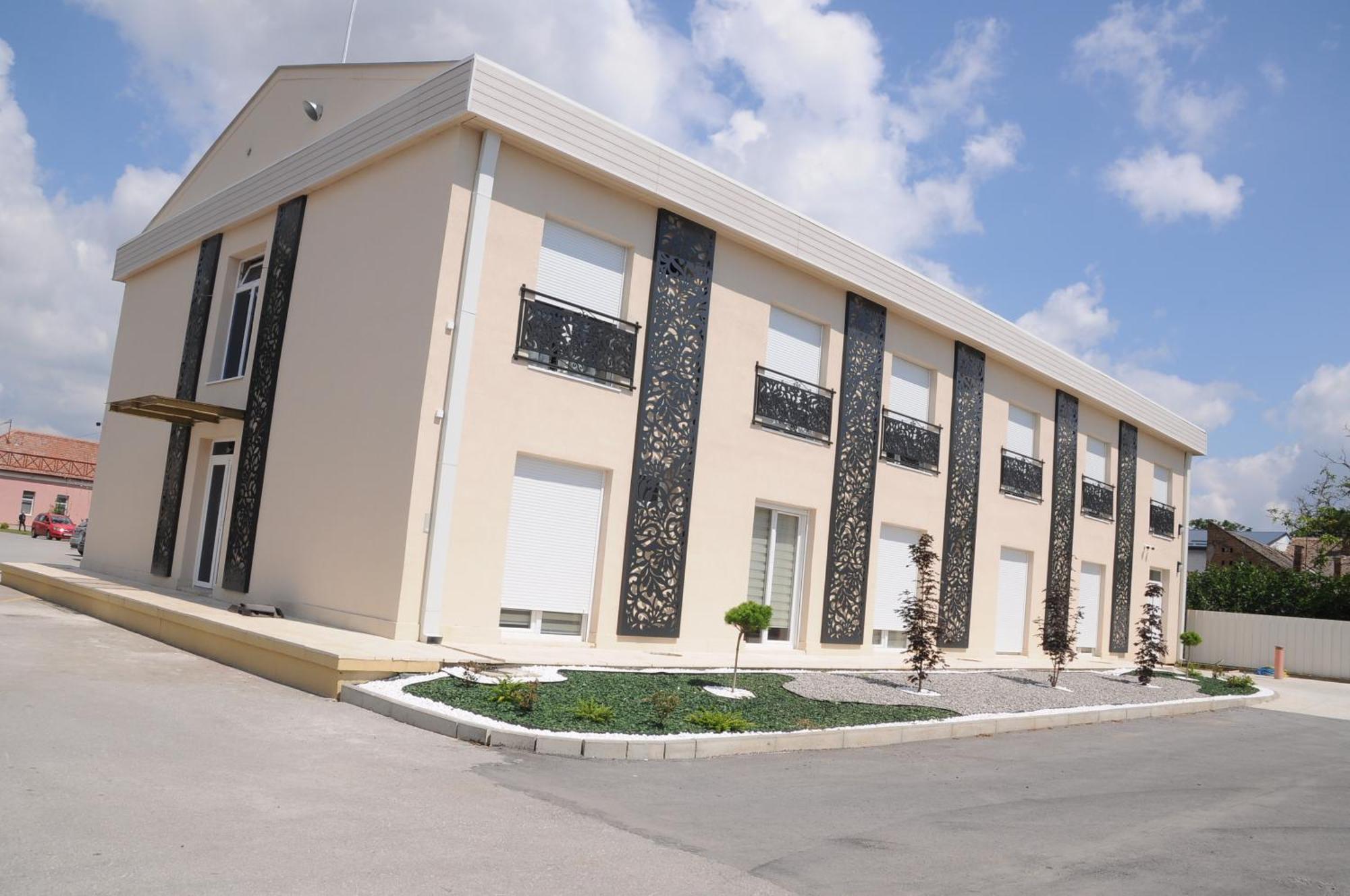 Sobe Sova Kikinda Hotel Luaran gambar