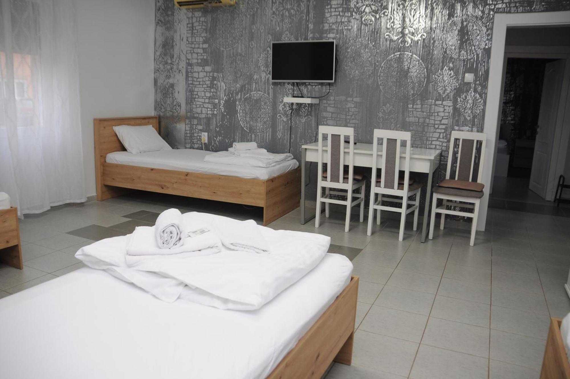 Sobe Sova Kikinda Hotel Luaran gambar